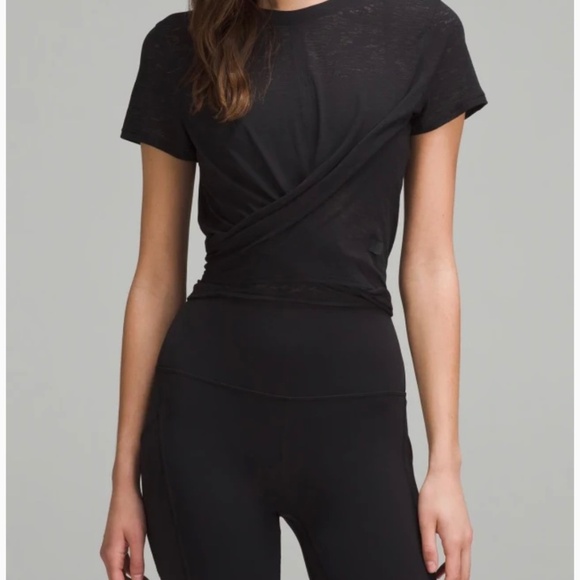 lululemon athletica Black Short Sleeve Tee - Picture 1 of 12